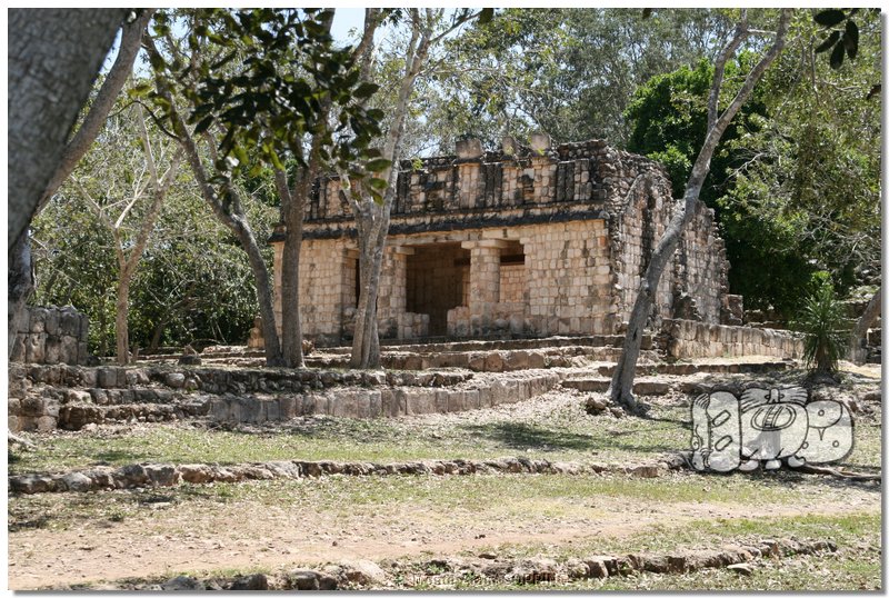 uxmal045.jpg